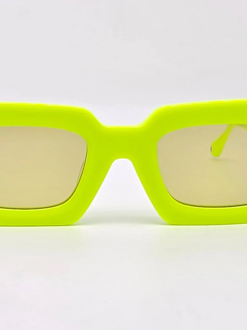 Apercu x Avry Passion Fruit First Edition Neon Green Frame Green Lens Sungalsses